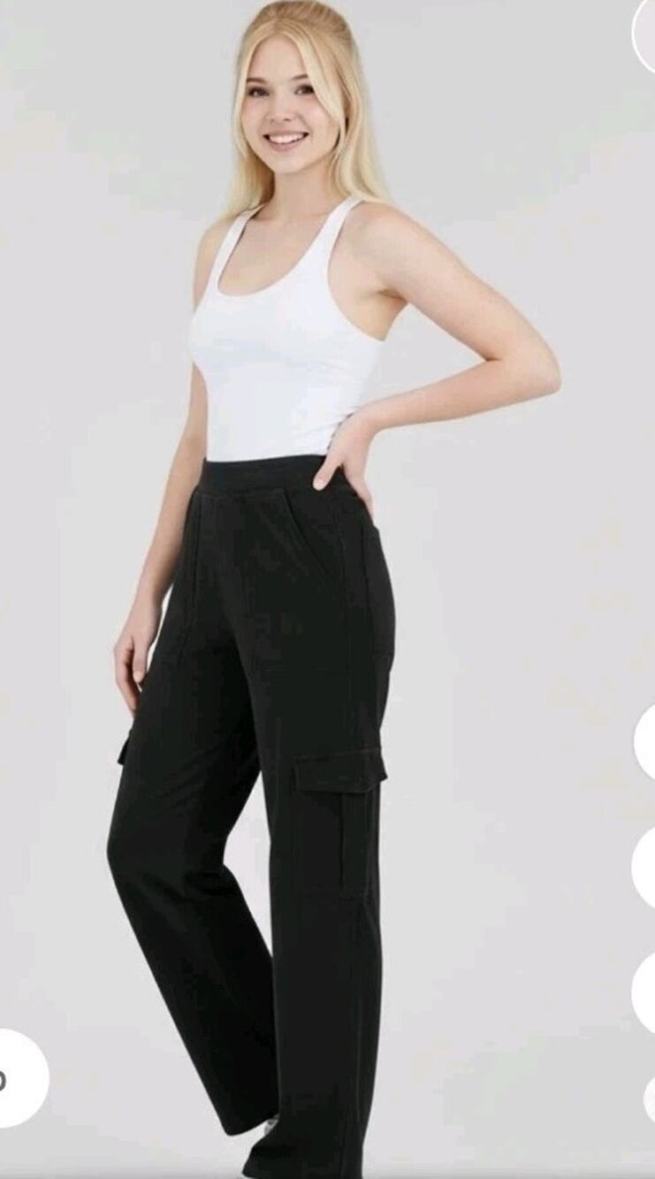 Halara Flex™ Mid Rise Pockets Straight Leg Casual Cargo Jeans, NWT Large